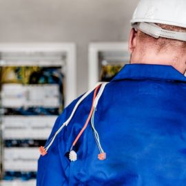 Tips in Choosing a Commercial Electrician