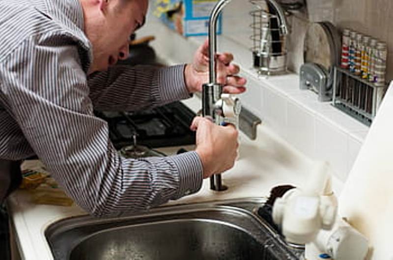 How to Repair a Water Leak